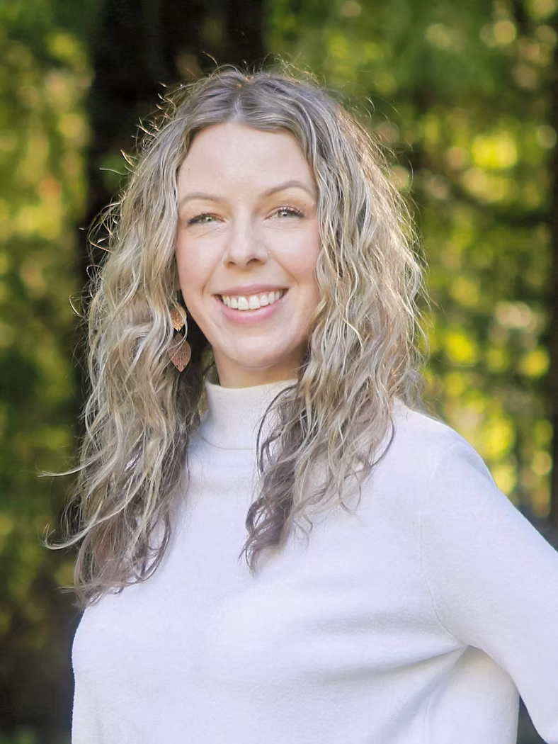 Desiree Broshears, Senior Loan Officer at The Mason Group Loans in Poulsbo, WA